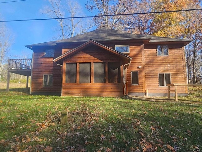 Building Photo - 4035 N Hinkle Rd