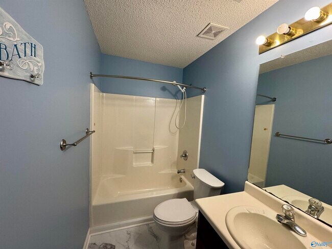 Building Photo - 732 Jimmy Fisk Rd