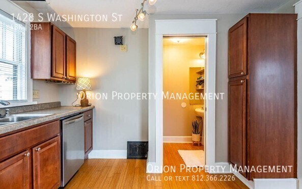 Building Photo - 1428 S Washington St