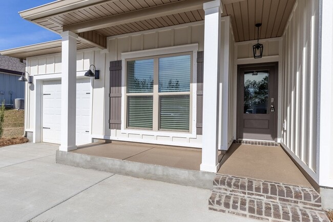 Building Photo - 4 bedroom at the Reserve in Daphne