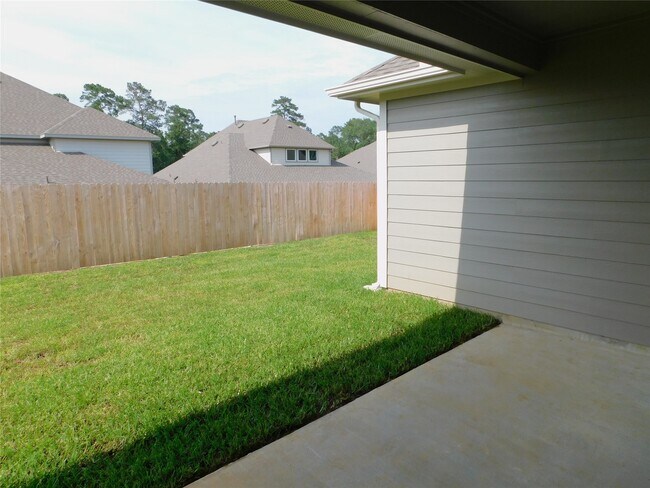 Building Photo - 15212 Tattle Crk Ln