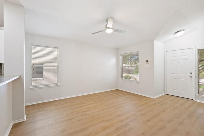 Building Photo - 437 Sweet Leaf Ln