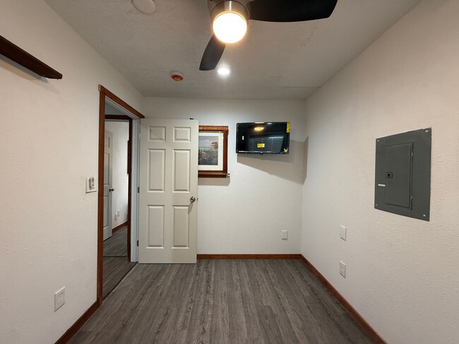 Building Photo - NEW Beautiful 3 Bedroom 1 Bath ADU - Furnished (Unfurnished Negotiable)