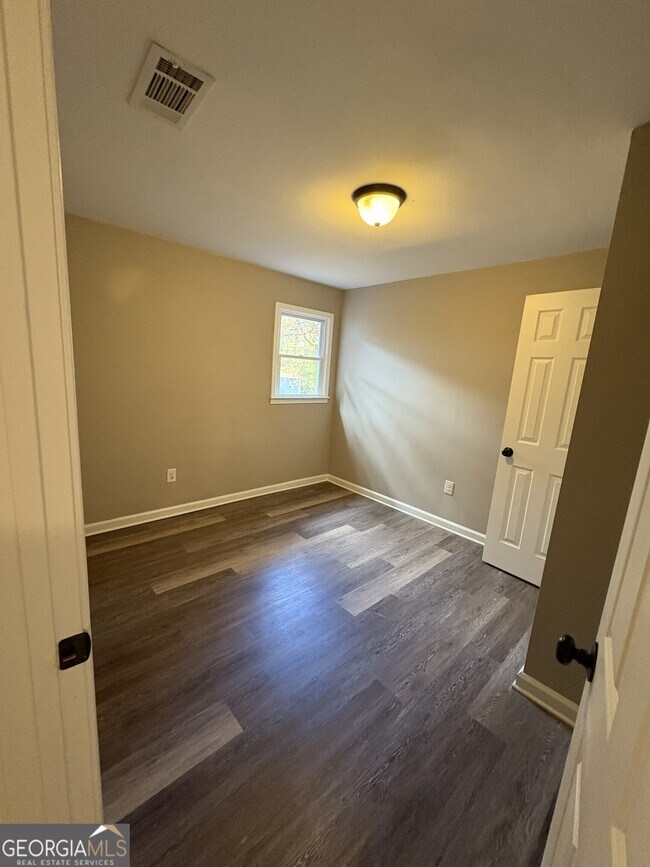 Building Photo - 403 Westchester Blvd NW