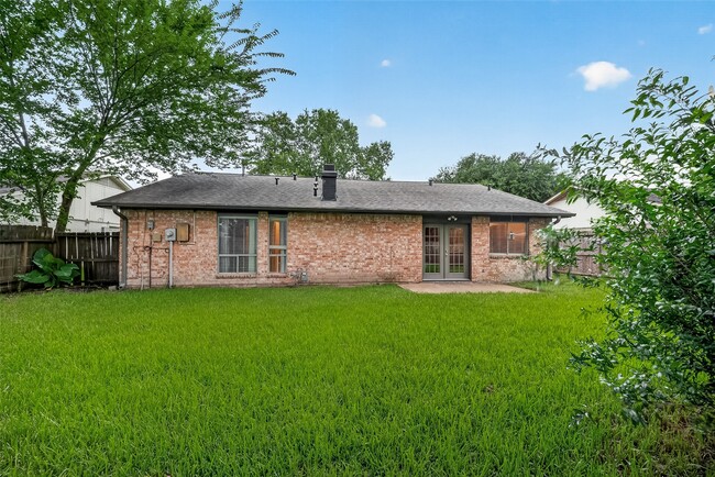 Building Photo - 16451 Cavendish Dr