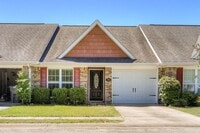 Building Photo - 2 Bed 2 Bath Townhouse Minutes from Ft Gordon