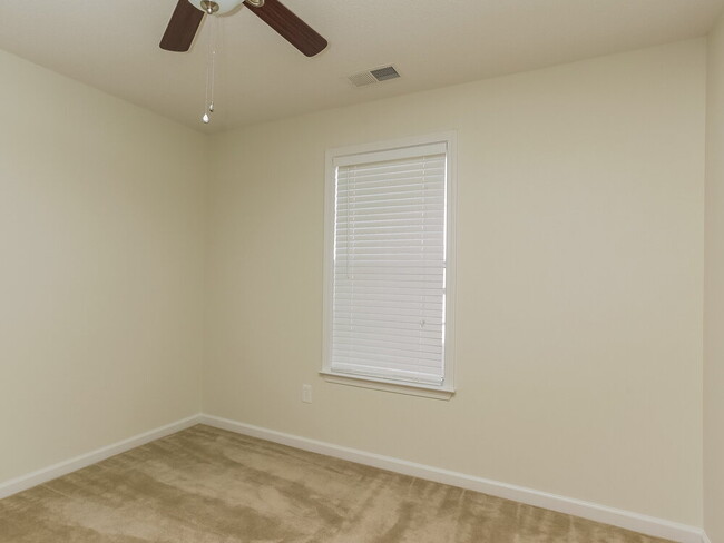 Building Photo - 85 Caitlyn Geneva Cove