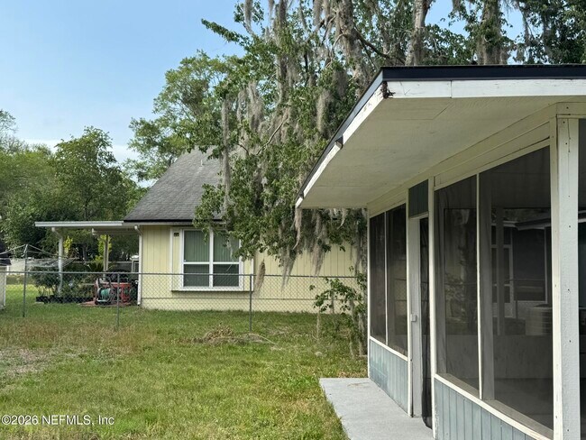 Building Photo - 2120 Blair Rd S