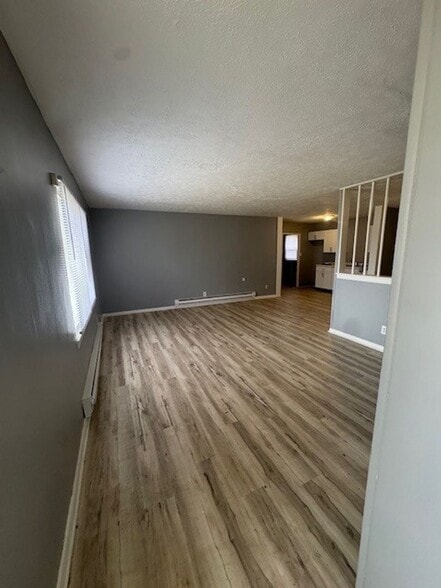 Building Photo - East Side Large 3 Bedroom Single  Family Home