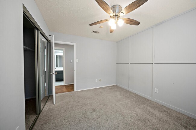 Building Photo - 758 Rolling Mill Dr