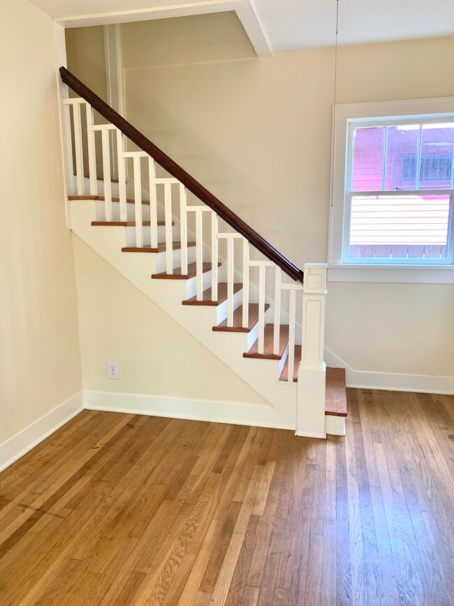 Building Photo - 4207 N Albina Ave