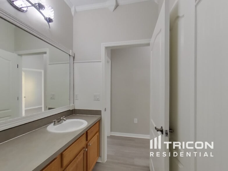 Building Photo - 7756 Beridale Ct