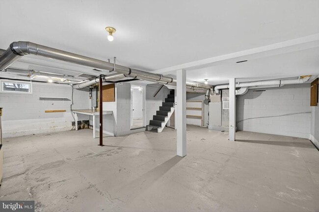 Building Photo - 239 McDonald Rd