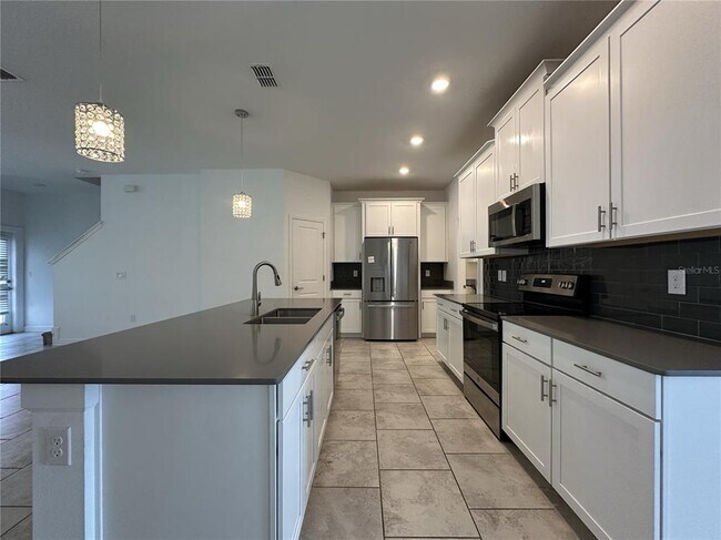 Building Photo - 2989 Howley Aly