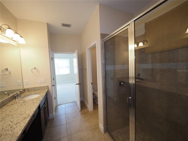 Building Photo - 995 Molly Cir