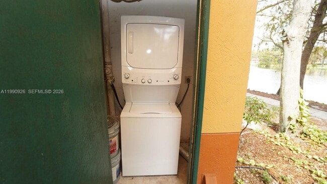 Building Photo - 10701 Cleary Blvd