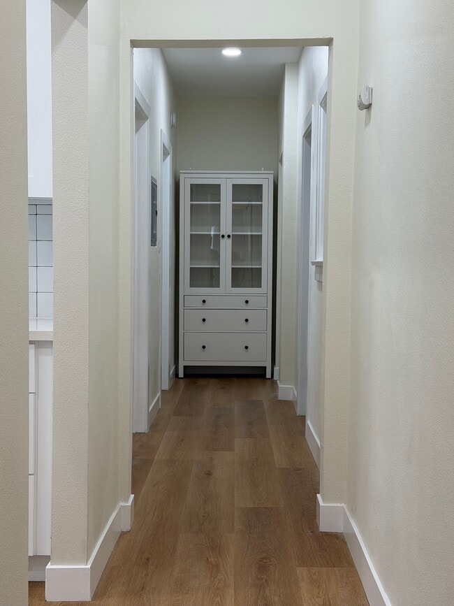 Building Photo - The Madison