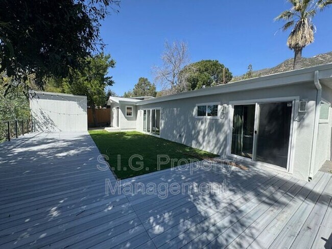 Building Photo - 5147 Cloud Ave