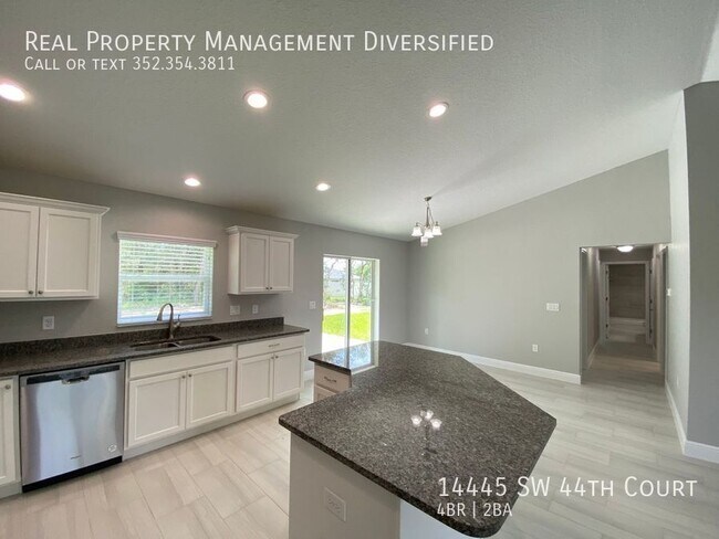 Building Photo - 14445 SW 44th Ct