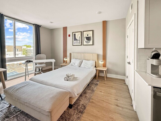 Building Photo - 626 N Delaware Ave