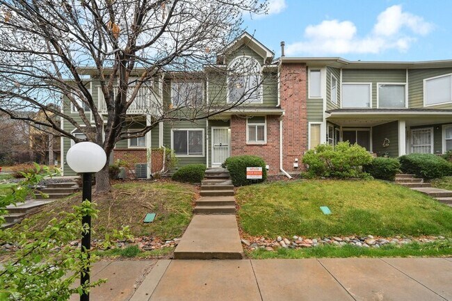 Primary Photo - 2434 W 82nd Pl