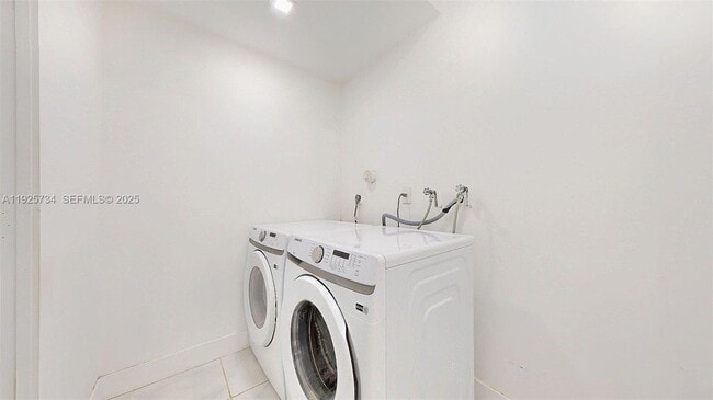 Building Photo - 8212 NW 8th Pl