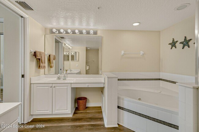 Building Photo - 2805 N Hwy A1A