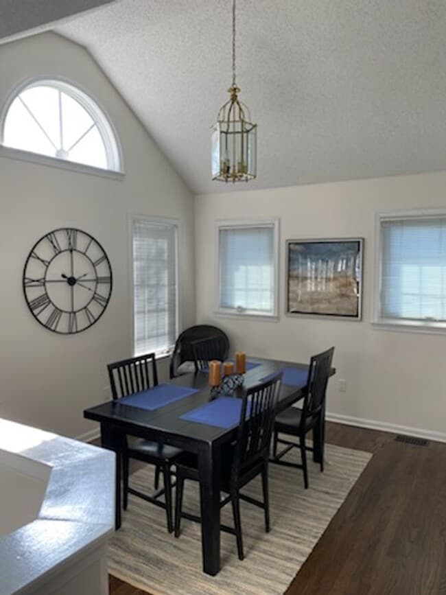 Building Photo - NORTH END VIRGINIA BEACH