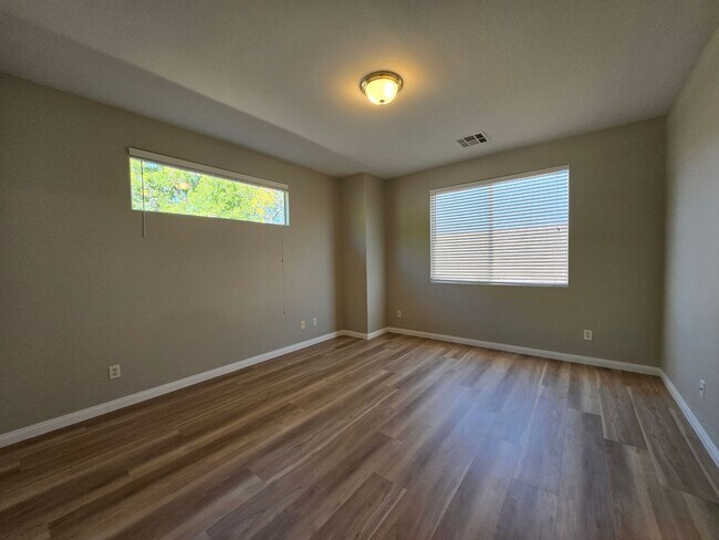 Building Photo - One Story Home in Summerlin