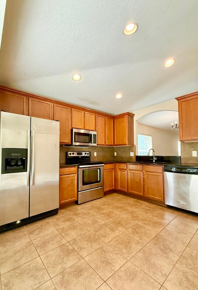 Building Photo - 4302 English Turn Way
