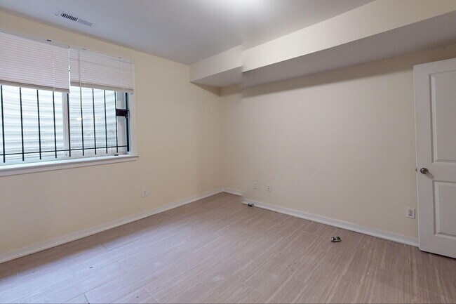 Building Photo - 1526 N Carlisle St