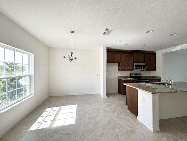 Building Photo - 1159 Sand Torch Cir