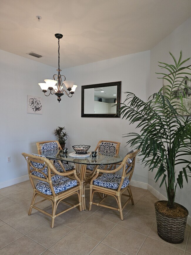 Building Photo - 1405 Sweetwater Cove