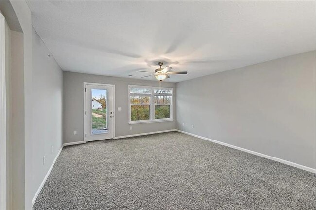 Building Photo - 618 Foxhill Dr