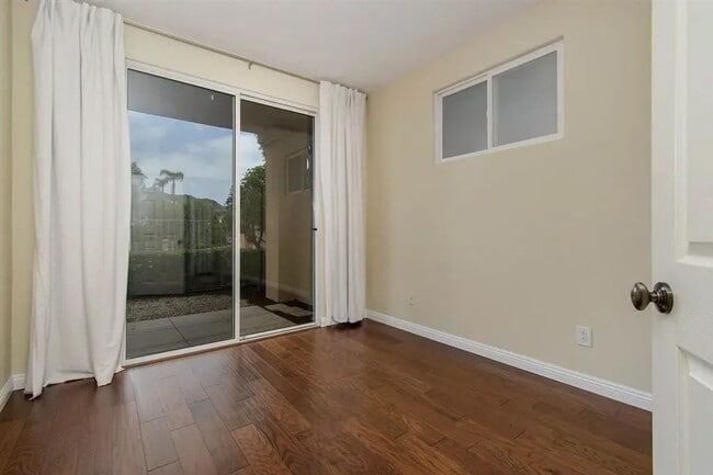 Building Photo - RANCHO BERNARDO / VISTA DEL LARGO - Nice 3...