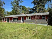 Building Photo - 3 Mt Royal Dr