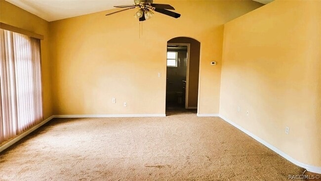 Building Photo - 732 Sinclair Terrace