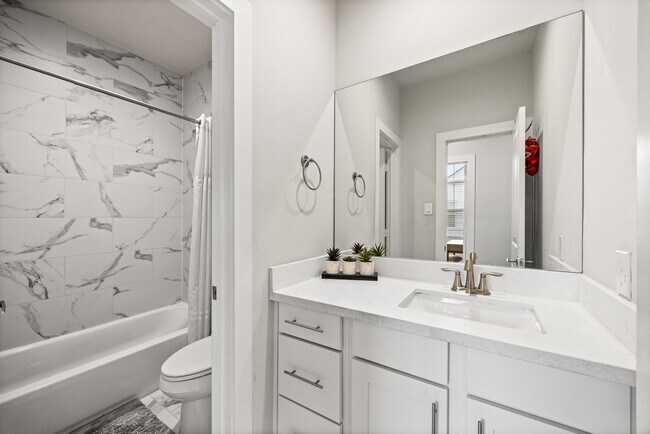 Building Photo - 8817 Hollister Pine Ct