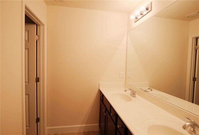 Building Photo - 2588 Cannon Farm Ln