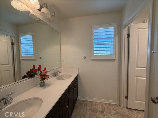 Building Photo - 6372 Keystone Way