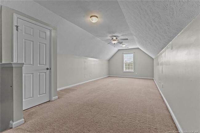 Building Photo - 1323 Shoshone Pl