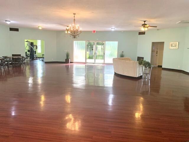 Building Photo - 2200 Springdale Blvd