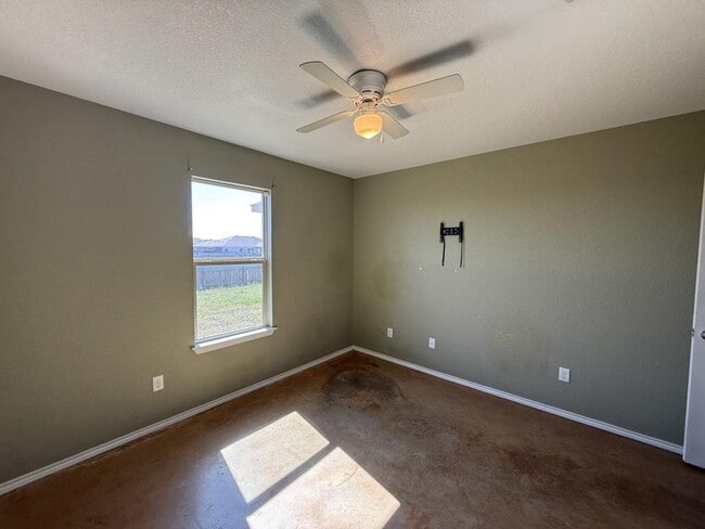 Building Photo - 3202 Rockwall Dr