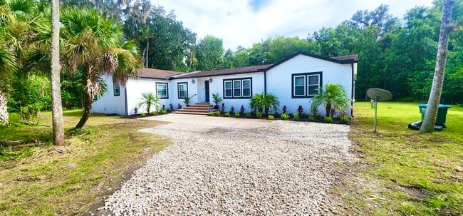 Building Photo - 2325 Salt Creek Trail