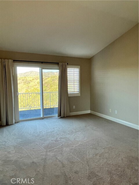 Building Photo - 21 Arboleda