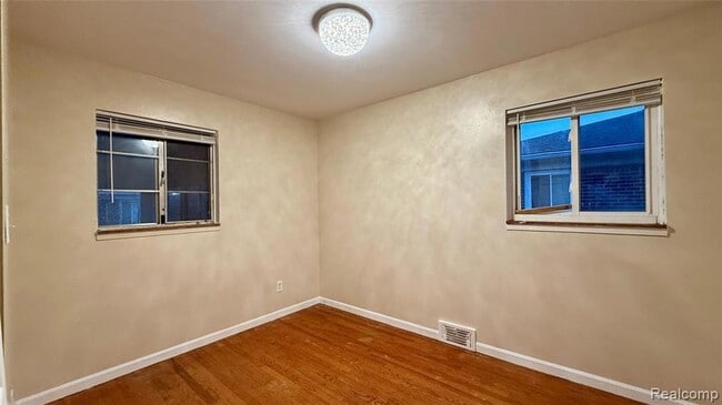 Building Photo - 21781 Stratford St