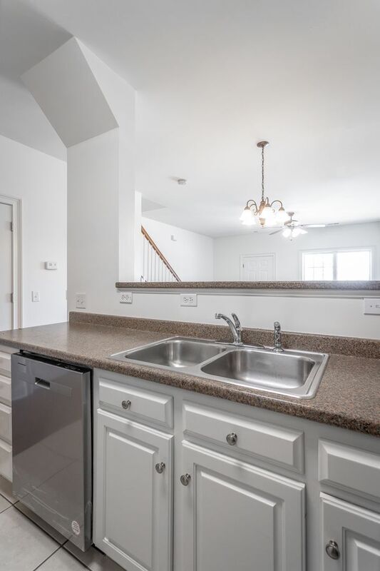 Building Photo - 7500 Noah Reid Rd