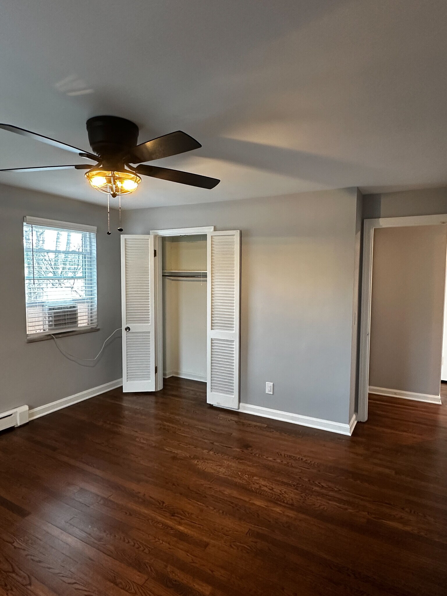 Building Photo - 7524 Montgomery Rd