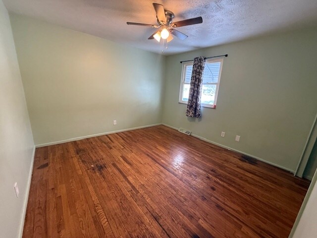 Building Photo - 6421 Terre Dr