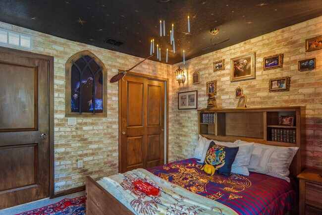 Building Photo - 9194 Seascape Cv